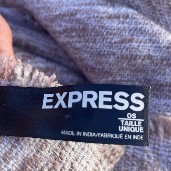 Express One Size Fits All beige cloth vest / OS / Excellent condition - Picture 13 of 14